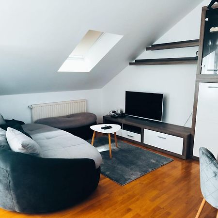 Apartman Jurak Zaprešić Esterno foto